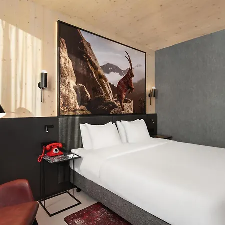Hotel Radisson Red