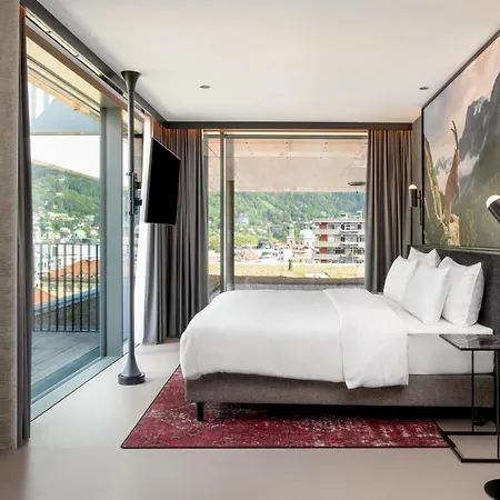 Radisson Red Hotel