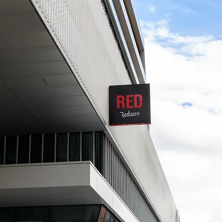 Radisson Red Hotel 4*