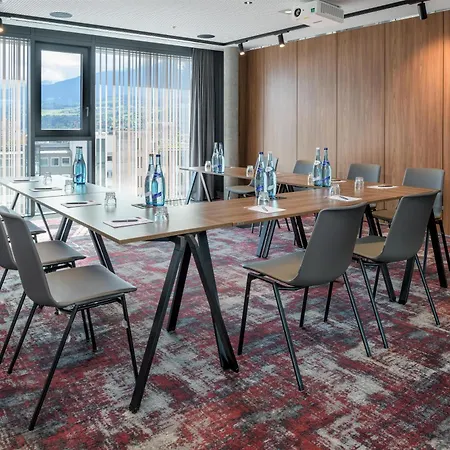 Radisson Red 4* Innsbruck